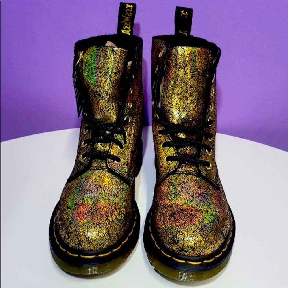 Dr.Martens Pascal Gold Iridescent Crackle - Picture 2 of 10